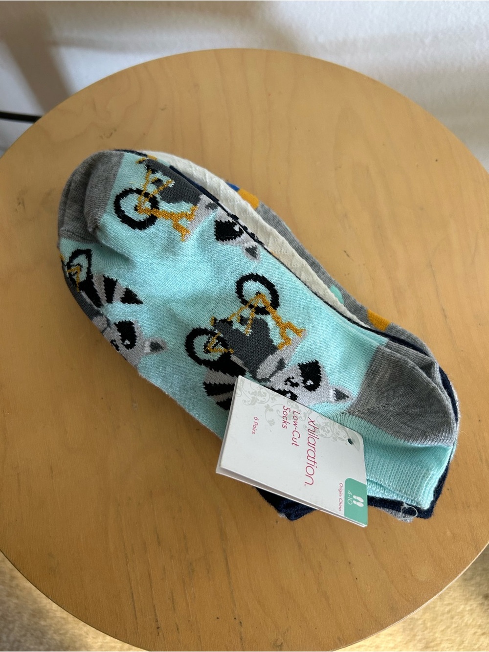 Xhilaration Aqua No-Show Socks with Yellow Bicycle Print